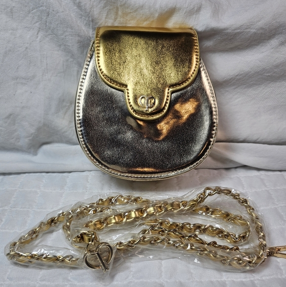 Cle De Peau Silver And Gold Metallic Mini Crossbody Bag With Chain Strap NEW - Picture 5 of 16
